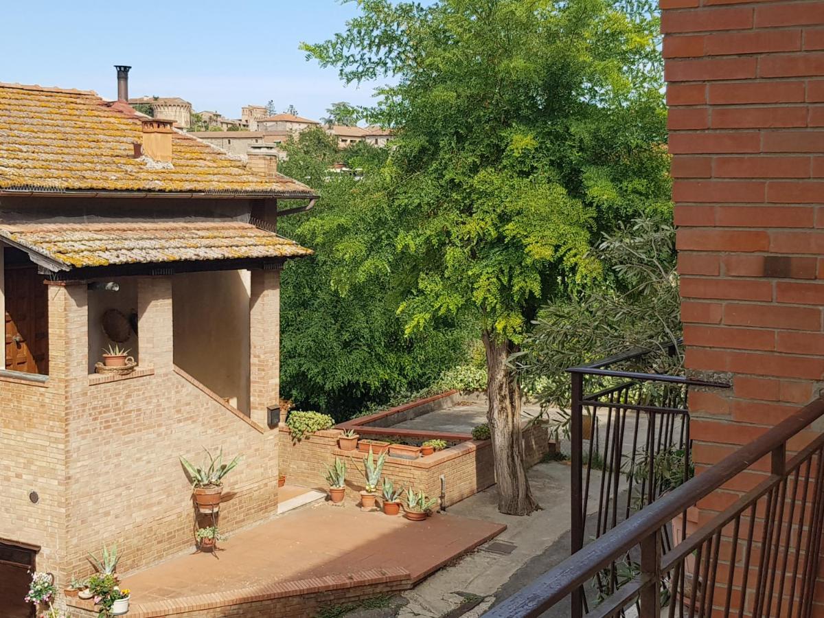 Guest House Edera سان جيمينيانو المظهر الخارجي الصورة