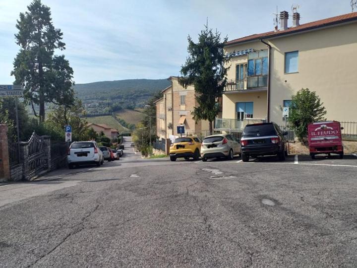 Guest House Edera سان جيمينيانو المظهر الخارجي الصورة